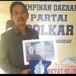 Berikan  Golden Award Kepada Ketua DPRD Pringsewu Dari IWO-Indonesia.