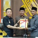 Pj.Bupati Pringsewu Sampaikan LKPJ Kepala Daerah 2023