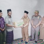 Pj.Bupati Marindo Kurniawan Pringsewu Memberikan Bantuam Kepada Keluarga Korban Penjamretan.