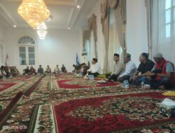 Bukber Bareng Media, Walikota Pangkalpinang : Saya Kagum Sama Penulis