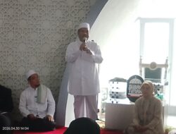 Setelah Mesjid Jamik dan Mesjid Tuatunu, Walikota Pangkalpinang Lepas Calhaj Dari Masjid Kubah Timah