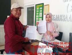 “Kawal Kasus Korupsi Sekretariat DPRD, AJP Lampung Barat Serahkan Surat Tembusan ke Kejati Lampung”